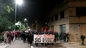 Unes 400 persones es manifesten a Vilafranca per denunciar la 