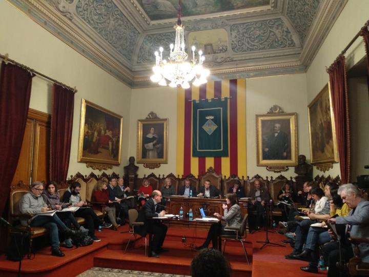 Vilafranca aprova un protocol per fer front a les agressions sexistes i lgtbifòbiques en espais públics i festius. Roger Vives