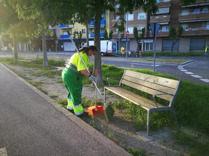 Vilanova amplia els serveis de neteja viària, recollida de residus i jardineria. Ajuntament de Vilanova