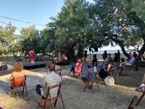 Vilanova ret homenatge a les víctimes de la pandèmia i als professionals que han lluitat contra la covid-19