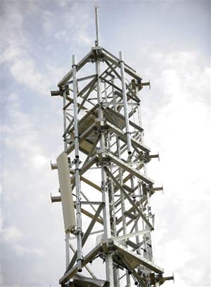 Adif licita les obres d'instal·lació del sistema de telecomunicacions GSM-R a diversos trams de Rodalies per 15,6 MEUR. Adif