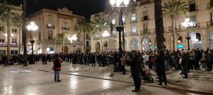 Concentració multitudinària a Vilanova contra l'empresonament del raper Pablo Hasél. UM9