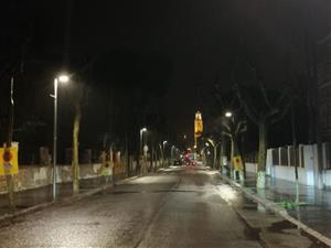 Cubelles renova les lluminàries del passeig de Narcís Bardají amb tecnologia LED. Ajuntament de Cubelles