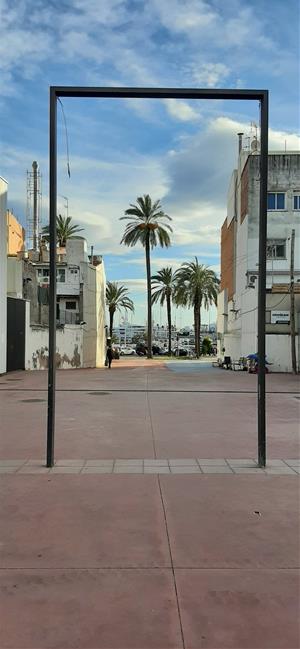 Destrossen l'escultura d'Ariadna en el Cercle, de la plaça Boleranys de Vilanova