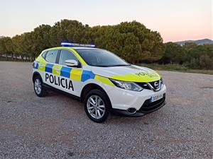 Detingut per un robatori amb força a l’interior d’un vehicle aparcat a Les Botigues de Sitges. Ajuntament de Sitges