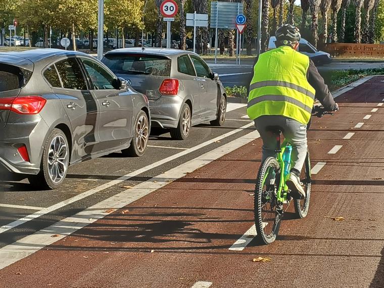 Dos quilòmetres de carril bici connecten Vilafranca amb 5 polígons industrials. Ajuntament de Vilafranca