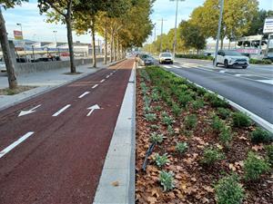 Dos quilòmetres de carril bici connecten Vilafranca amb 5 polígons industrials