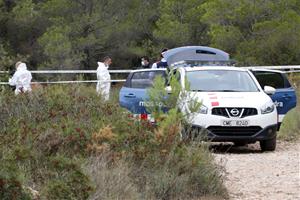 El cadàver localitzat en un cotxe calcinat entre el Vendrell i Albinyana es trobava dins del maleter