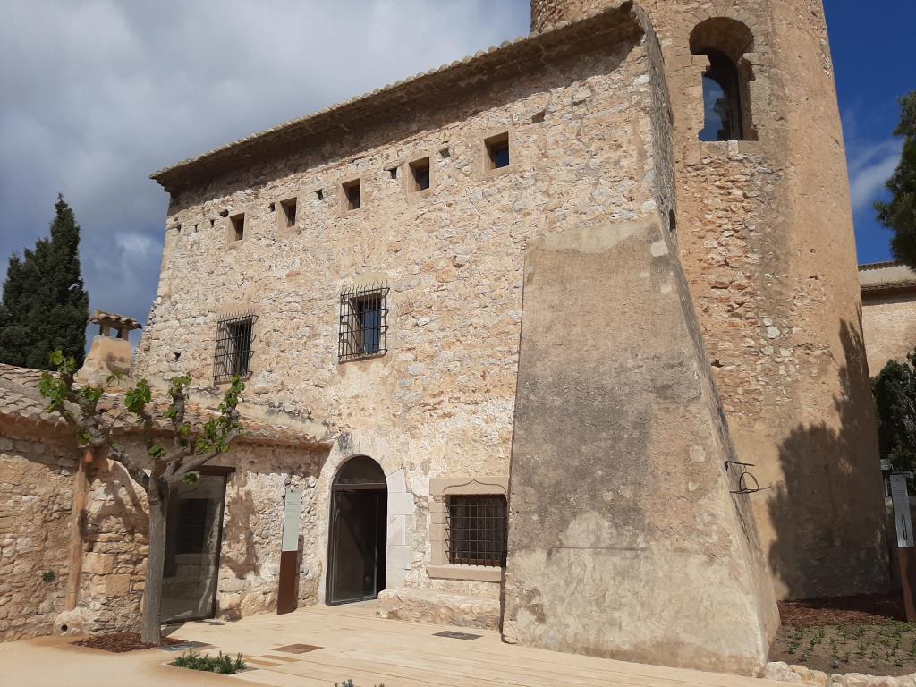 El castell de Ribes obrirà portes a finals de maig com a centre d ...