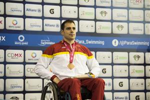 El nedador vilafranquí Toni Ponce bat el rècod mundial de 50 metres braça. CPE