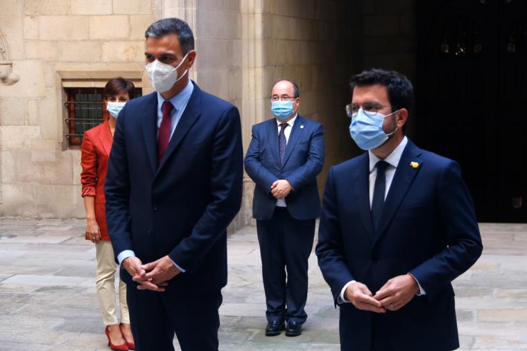 El president de la Generalitat, Pere Aragonès, i el president del govern espanyol, Pedro Sánchez. ACN / Guillem Roset