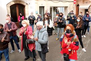 El sector turístic de Sitges exigeix restituir la sorra a les platges amb una draga