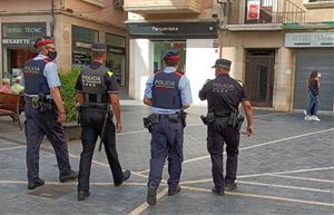 El Vendrell valora mantenir els dispositius policials especials a la zona comercial del centre 