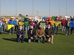 Els clubs de futbol del Penedès i el Garraf reten un homenatge al delegat de la FCF, Manel Duran