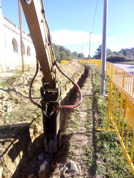 Endesa inverteix més de 300.000 euros per tancar una anella elèctrica a Canyelles. Endesa