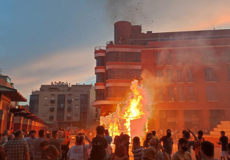 Falles del Vendrell. Eix