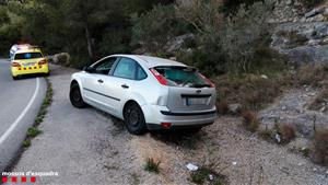 Imatge policial del vehicle que va atropellar un grup de persones al Camí de la Muga, a Bellvei. Mossos d'Esquadra