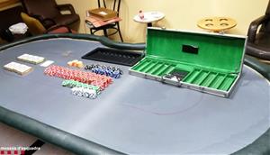 Intervenen 6.000 euros en una partida il·legal de pòquer a Segur de Calafell