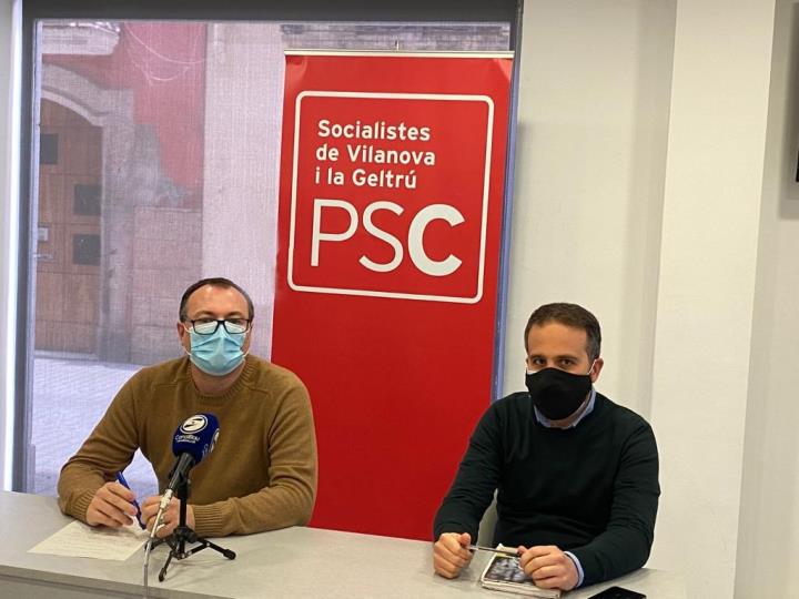 Juan Luis Ruiz i Gerard Llobet a la roda de premsa del PSC. Eix