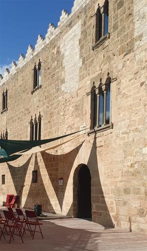 La biblioteca de Sant Pere de Riudebitlles estrena seu al Palau dels marquesos de Llió 