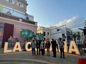 La consellera de Cultura, Natàlia Garriga, ha assistit a la inauguració de l'exposició 