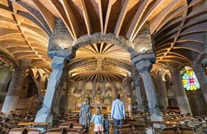 La Cripta Gaudí de la Colònia Güell. Turisme Baix Llobregat