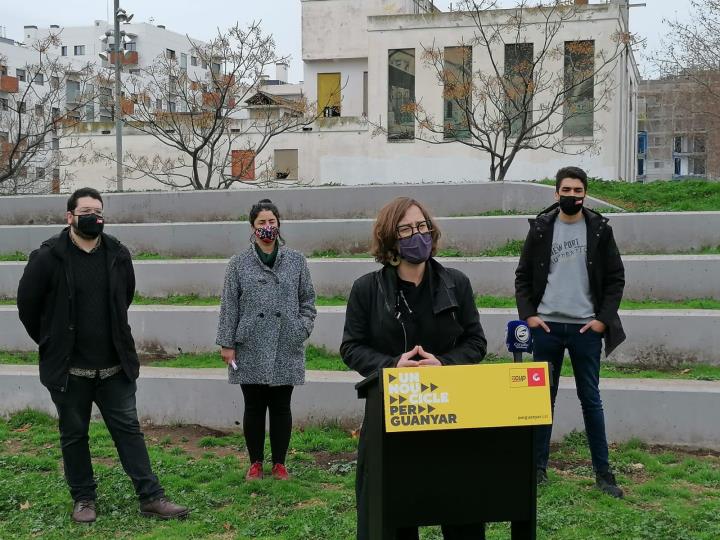 La CUP exigeix que s’apliqui la llei per la igualtat de tracte i la no discriminació i que es garanteixi el dret a l’empadronament. CUP