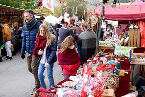 La Fira de Santa Llúcia de Canyelles recupera l'afluència de públic prepandèmia i supera els 70.000 visitants