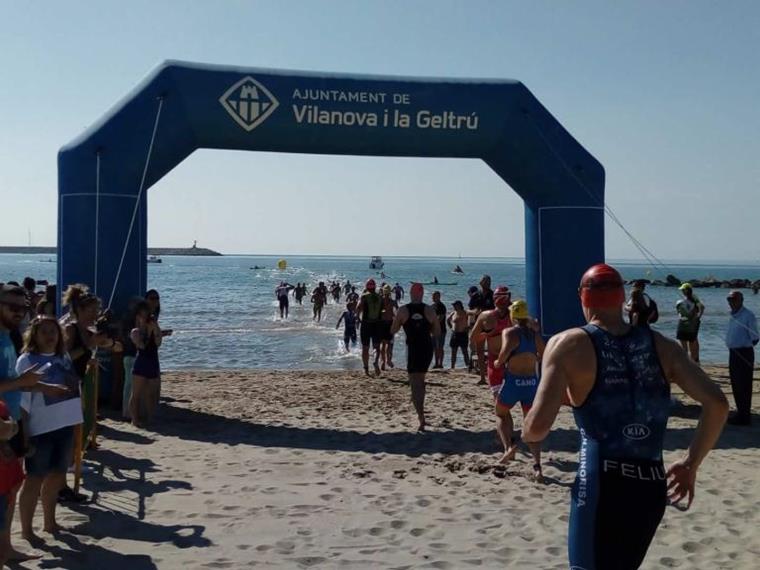 La Triatló de Vilanova i la Geltrú el dia 12 de setembre amb canvis en l'organització. Ajuntament de Vilanova