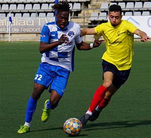 L’Atlètic Vilanova juga el derbi . Eix