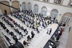 L'auditori del Parlament durant el ple d'investidura de Pere Aragonès. ACN / Job Vermeulen
