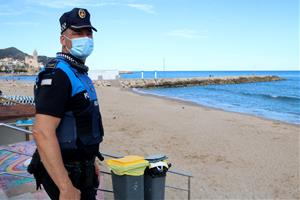 Les platges de Sitges tancades la nit de Sant Joan