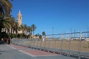 Les platges de Sitges tancades la nit de Sant Joan