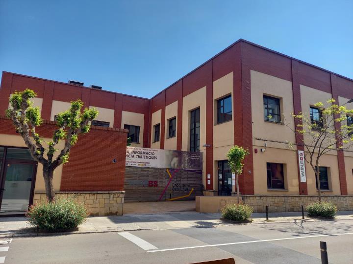 L’Escola d’Enoturisme de Vilafranca i l’Escola de Viticultura i Enologia d’Espiells es coordinen per a la professionalització del sector. Ajuntament d