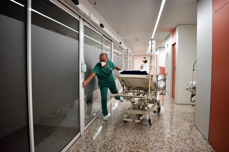 L'hospital de dia mèdic del Santa Caterina compta amb sis boxos. Imatge publicada el 15 de setembre del 2021. ACN