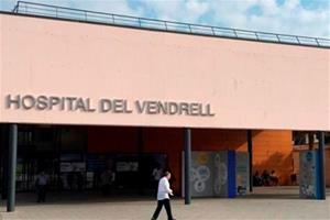 L'Hospital del Vendrell rep una persona ferida per un impacte de bala. EIX