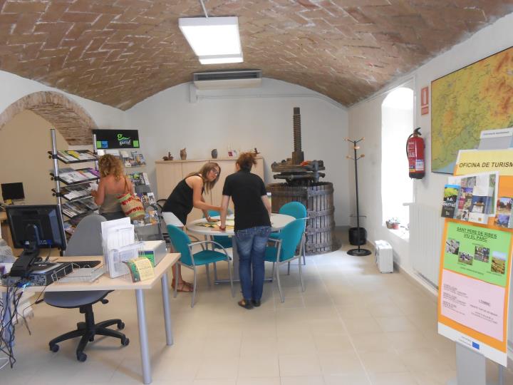L’Oficina de Turisme de Sant Pere de Ribes reprèn l’horari d’atenció al públic. Ajt Sant Pere de Ribes