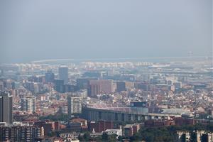 L'OMS posa límits més estrictes per considerar perillós per a la salut l'aire contaminat. ACN