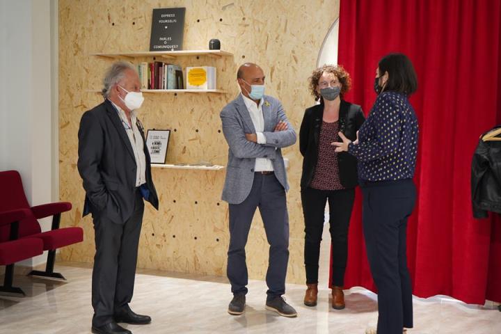 Obre la primera escola d’oratòria del Penedès per formar en l’art de parlar en públic. EIX