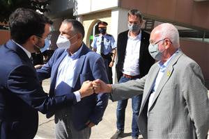 Pere Aragonès i Josep Maria Argimon visiten l'hospital comarcal de l'Alt Penedès per conéixer el full de ruta del Consorci