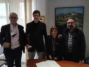 Pere Martorell Vallespir i Alberto Valle, guanyadors del II Festival Literari Castell de Canyelles. Ajuntament de Canyelles