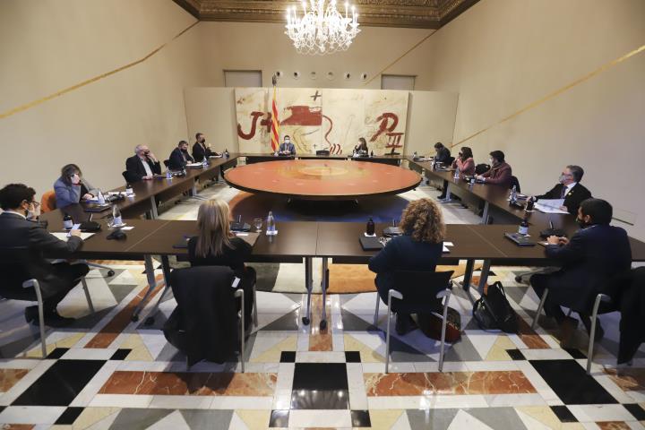 Pla general de la reunió extraordinària del Consell Executiu que ha de formalitzar el decret d'ajornament de les eleccions. Rubén Moreno / Govern