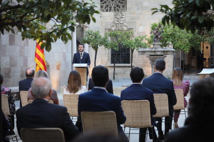 Pla general del president de la Generalitat, Pere Aragonès, en el seu discurs d'investidura al Pati dels Tarongers, el 24 de maig de 2021. Generalitat