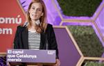 Pla mitjà de la candidata dels comuns el 14-F, Jéssica Albiach, en l'acte final de campanya a Blanes. ACN