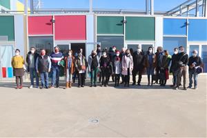 Pla obert dels participants en la reunió de la Taula de Municipis per un Litoral Sostenible, feta a Segur de Calafell. ACN