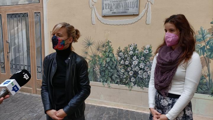 “Poemes en flor”, nou projecte solidari de l’Escola Municipal d’Art Apel·les Fenosa. Ajuntament del Vendrell