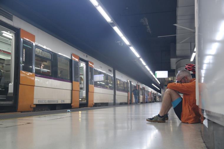 Renfe opera el 47% del servei de Rodalies en l'inici d'una nova jornada de vaga de maquinistes, amb 112 trens suprimits. ACN