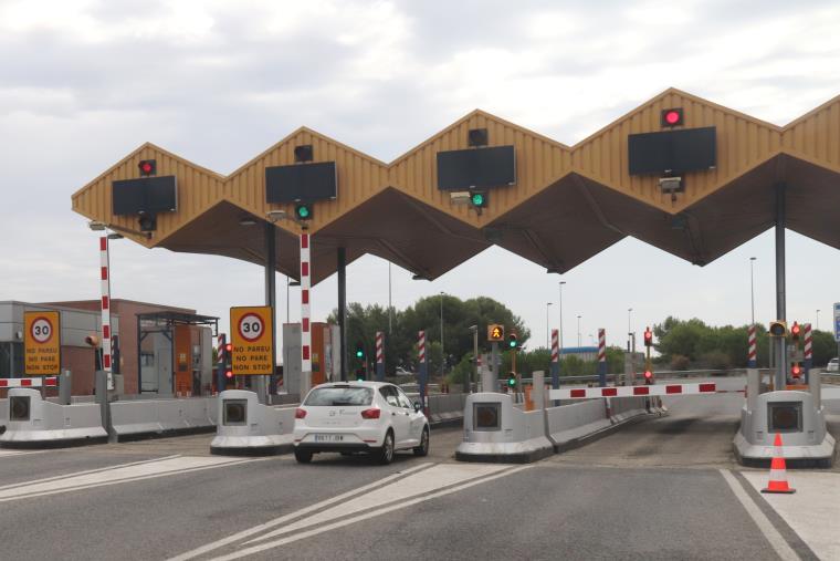 S'adjudiquen els contractes per retirar els peatges de l'AP-7 als trams de Girona i Barcelona. ACN