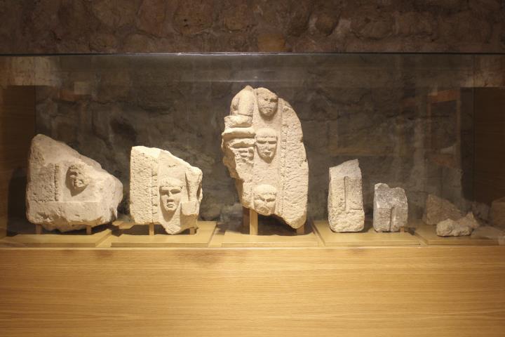 Sant Martí Sarroca cedeix el monument funerari íber al Museu d’Arqueologia de Catalunya. Ajt Sant Martí Sarroca