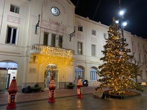 Sant Sadurní d'Anoia suspèn la cavalcada de Reis i l'entrega en mà de regals als infants. Ajt Sant Sadurní d'Anoia